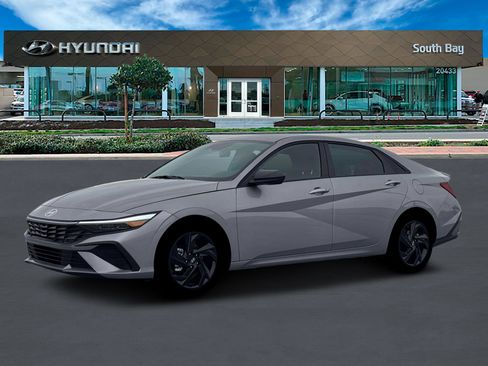 New 2026 Hyundai Elantra Sport image 2