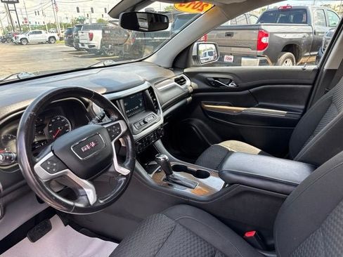 Used 2019 GMC Acadia SLE FWD image 10