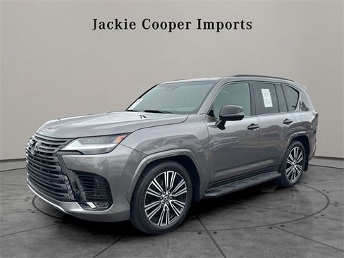 Used 2024 Lexus LX 600 4WD w/ Appearance Package image 1