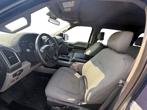 Used 2015 Ford F150 XLT w/ Equipment Group 302A Luxury AWD/4WD image 14