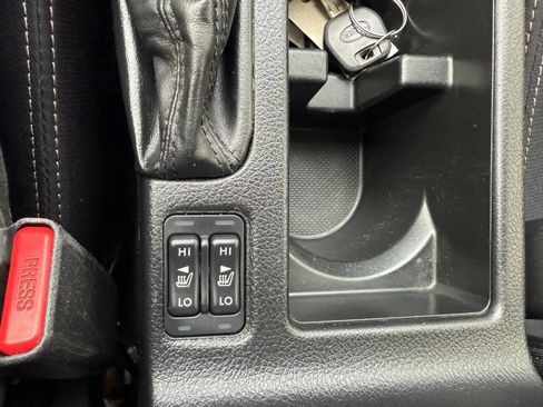 Used 2013 Subaru Impreza 2.0i Sport Premium image 17