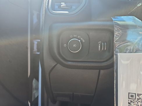 New 2026 RAM 3500 Tradesman AWD/4WD image 23