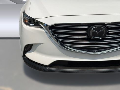 Used 2018 MAZDA CX-9 Touring FWD image 12