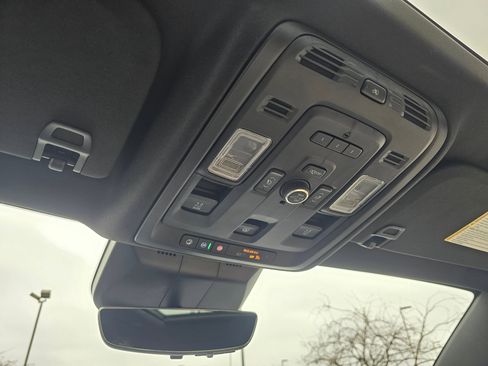 Used 2023 Cadillac Escalade Premium Luxury w/ Performance Package image 59