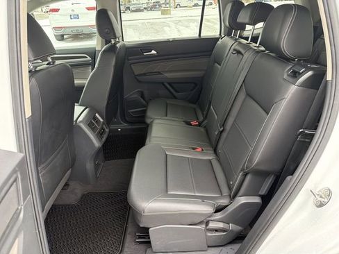 Used 2023 Volkswagen Atlas SE image 23