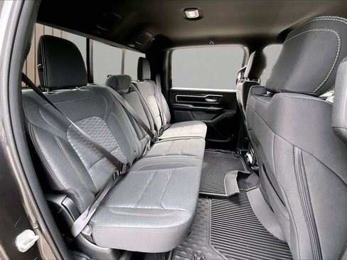 New 2026 RAM 1500 4x4 Crew Cab image 18