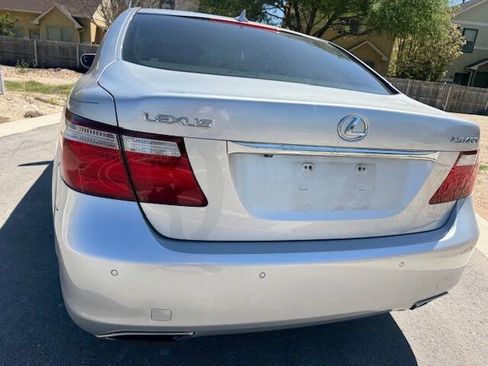 Used 2007 Lexus LS 460 image 11
