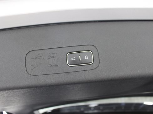 Used 2023 Lincoln Aviator Reserve w/ Equipment Group 201A AWD/4WD image 28