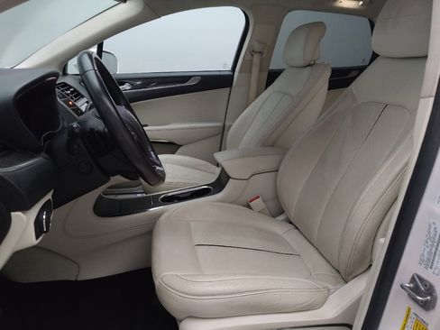 Used 2019 Lincoln MKC Black Label image 17