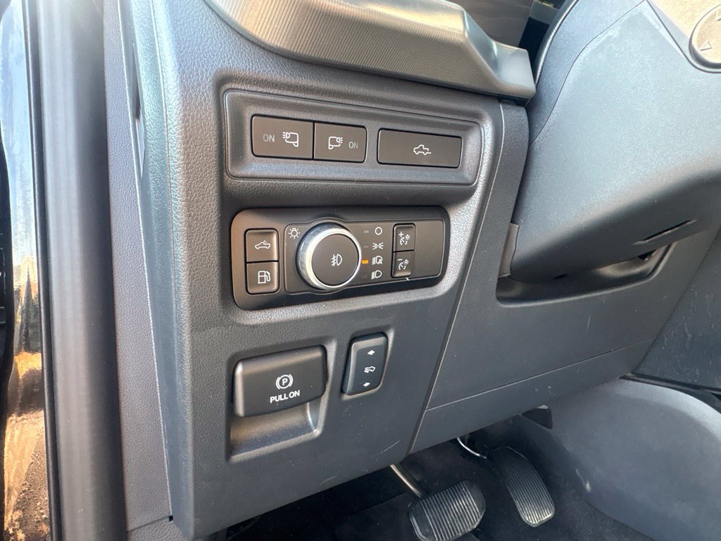 Used 2024 Ford F150 Lariat w/ Bed Utility Package AWD/4WD image 34