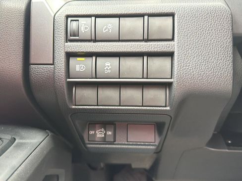 Used 2026 Toyota Tacoma SR5 RWD image 15