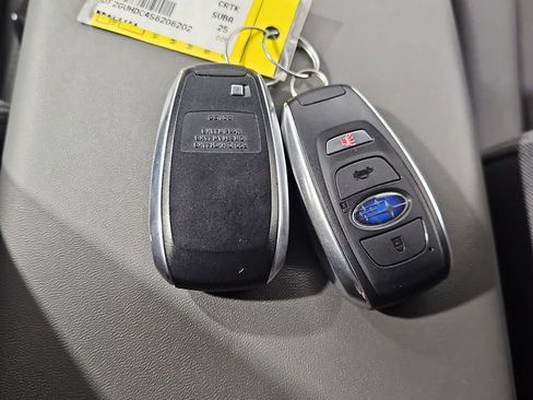 Certified 2025 Subaru Crosstrek 2.5i Premium AWD/4WD image 30