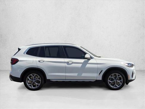 Used 2024 BMW X3 sDrive30i w/ Premium Package RWD image 4