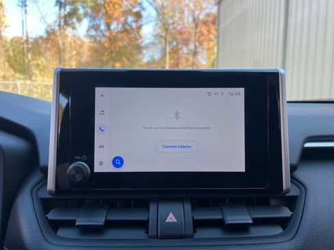 Used 2023 Toyota RAV4 LE image 22