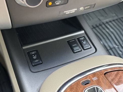 Used 2011 Nissan Murano LE image 23