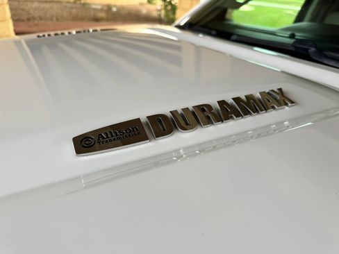 Used 2015 GMC Sierra 3500 Denali w/ Duramax Plus Package image 9