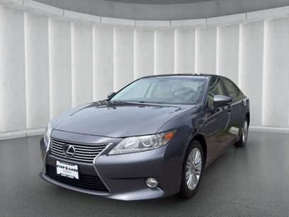 Used 2013 Lexus ES 350 w/ Luxury Pkg