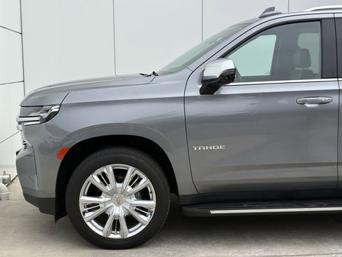 Used 2021 Chevrolet Tahoe Premier w/ Premium Package AWD/4WD image 5