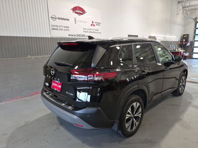 Certified 2023 Nissan Rogue SV w/ SV Premium B Package AWD/4WD image 3