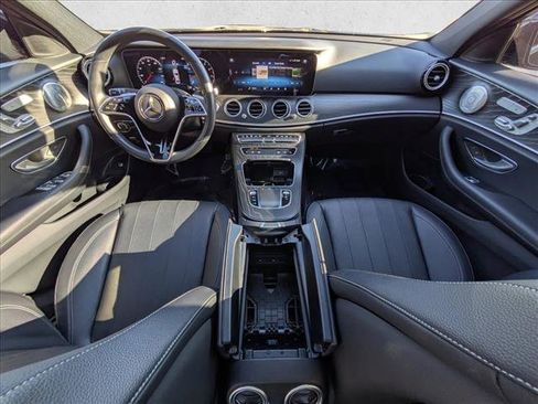 Used 2022 Mercedes-Benz E 350 Sedan image 23