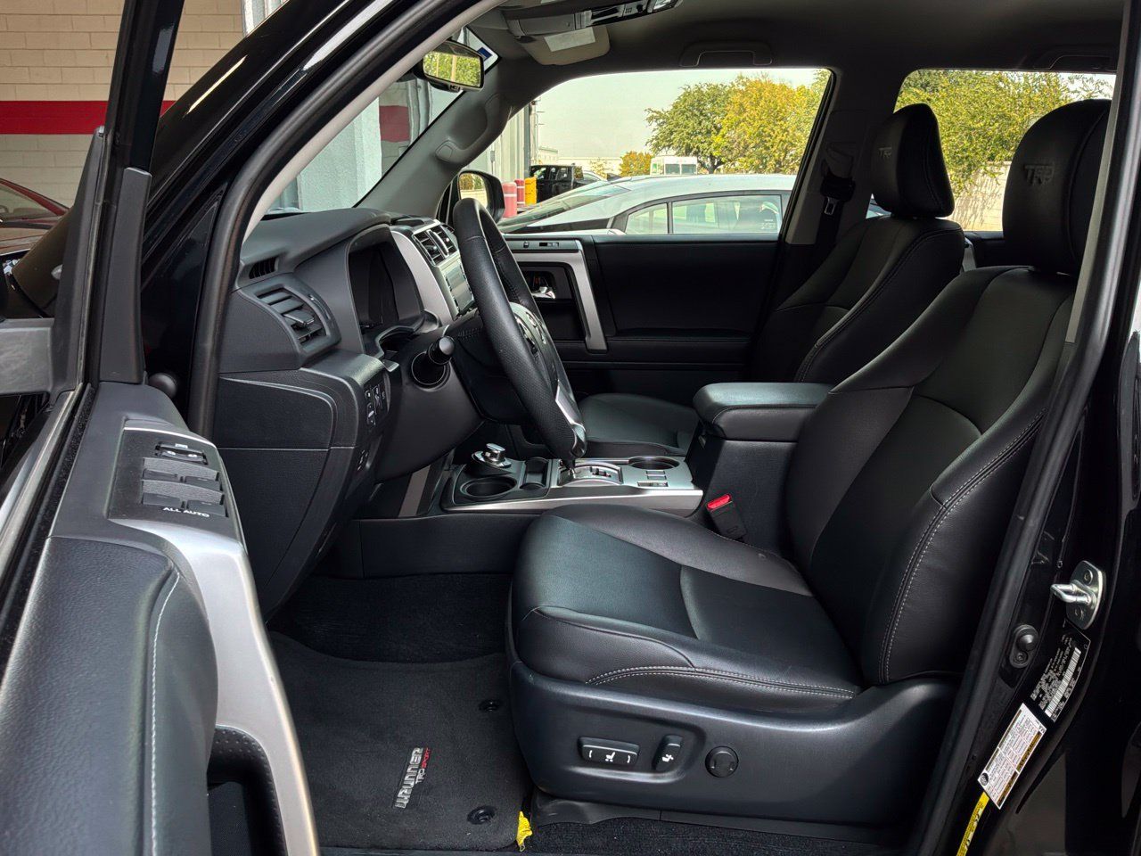 Used 2024 Toyota 4Runner TRD Sport AWD/4WD image 10