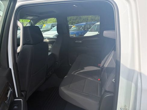Used 2023 Chevrolet Silverado 1500 LT AWD/4WD image 14