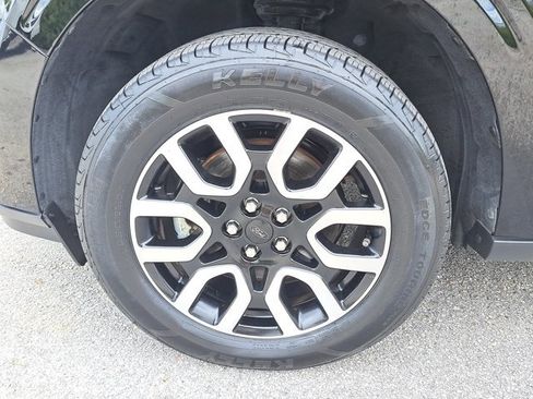 Certified 2023 Ford Maverick Lariat w/ Lariat Luxury Package image 4