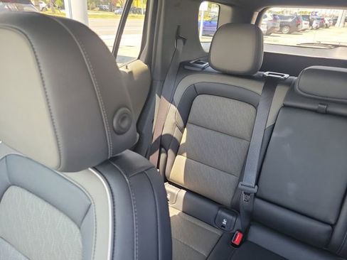 Used 2026 Chevrolet Equinox LT w/ Convenience Package II FWD image 17