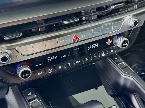 Used 2025 Kia Telluride S image 26