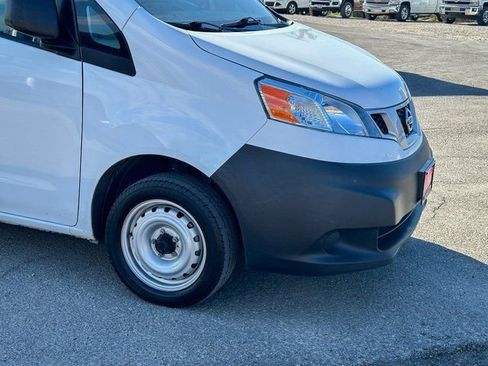Used 2019 Nissan NV200 S w/ Cruise Control Package image 3
