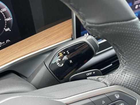 New 2026 Volkswagen Tiguan SEL R-Line AWD/4WD image 27