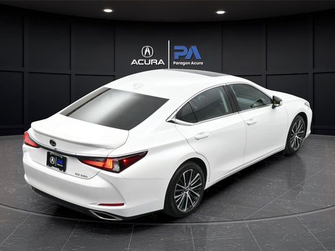 Used 2023 Lexus ES 350 w/ Premium Package FWD image 30