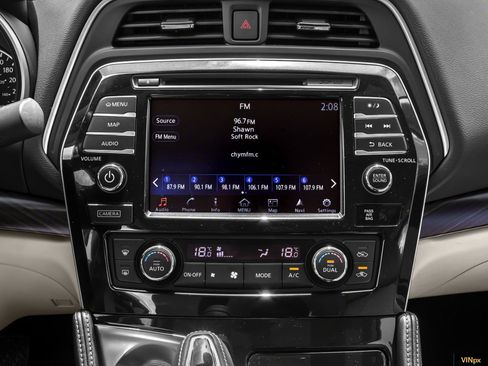 Used 2017 Nissan Maxima Platinum w/ Medallion Package image 8