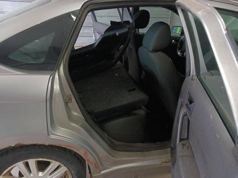 Used 2008 Ford Focus SES FWD image 27