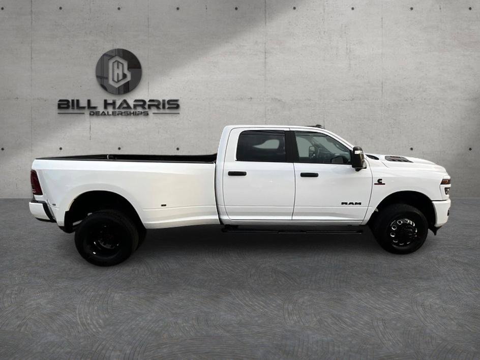 New 2027 RAM 3500 Big Horn AWD/4WD image 5