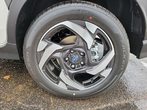 New 2026 Subaru Crosstrek 2.5i Limited w/ Crosstrek Mirror Package image 11