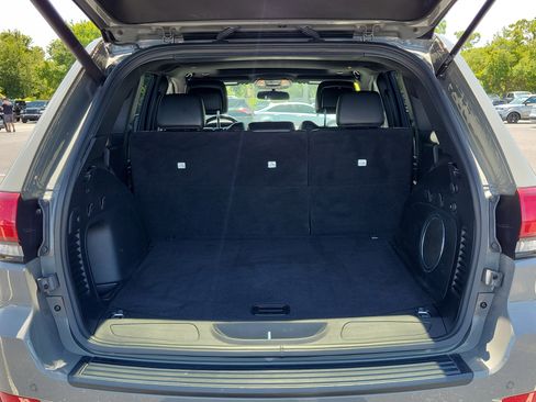 Used 2021 Jeep Grand Cherokee Laredo X AWD/4WD image 12
