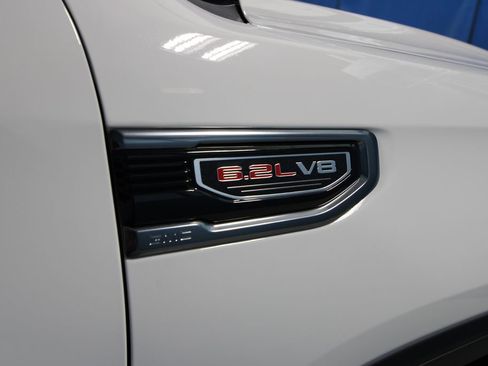 Used 2026 GMC Sierra 1500 AT4 w/ AT4 Premium Package AWD/4WD image 44