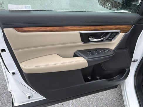Used 2019 Honda CR-V EX-L image 16