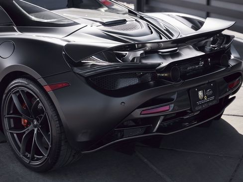 Used 2020 McLaren 720S image 11
