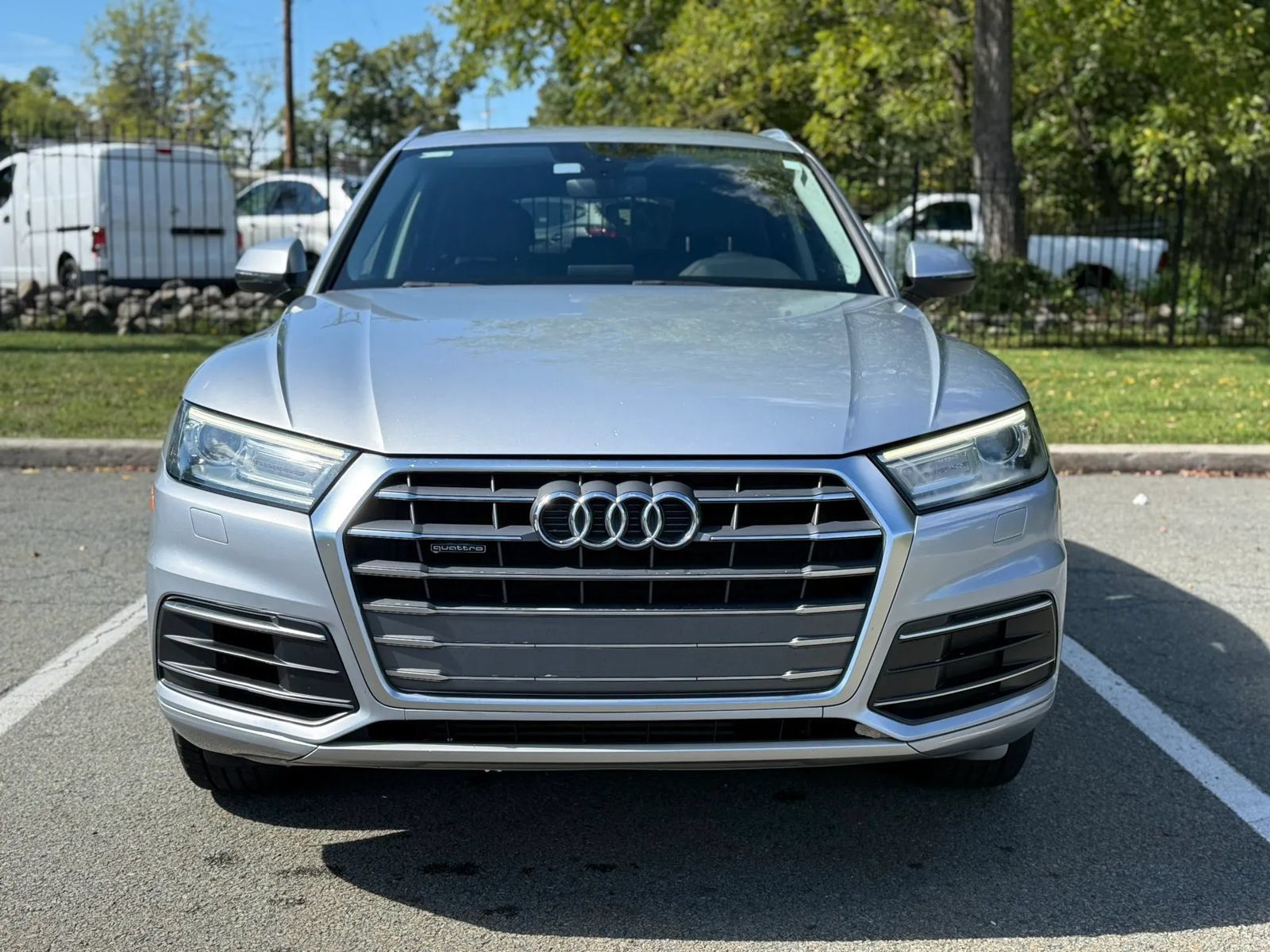 Used 2018 Audi Q5 2.0T Premium w/ Convenience Package AWD/4WD image 2