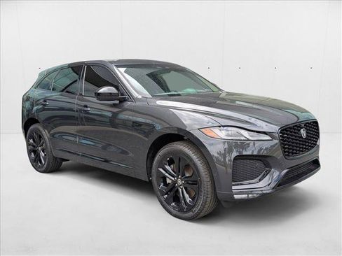 New 2026 Jaguar F-PACE R-Dynamic S image 6