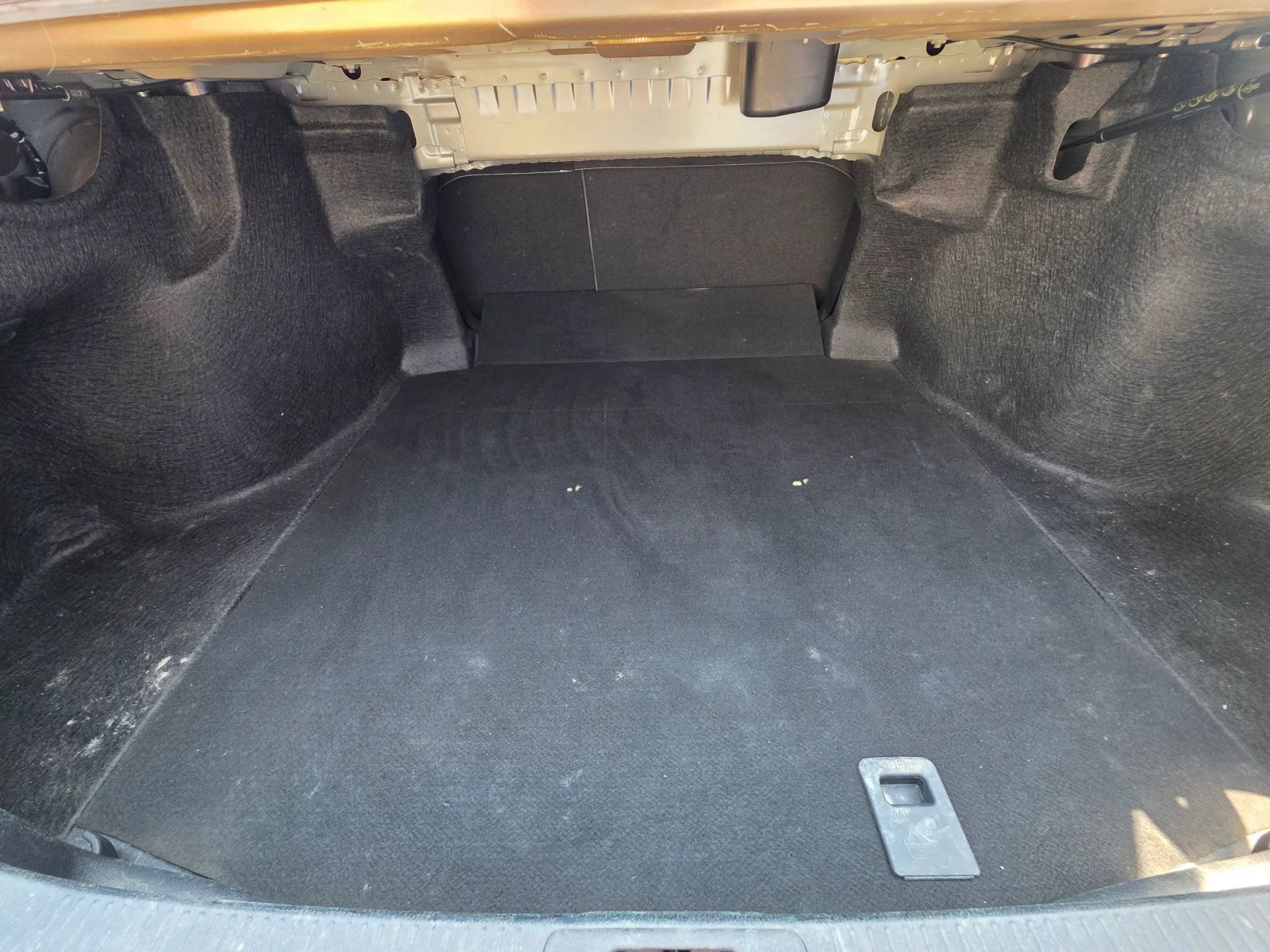 Used 2023 Toyota Camry SE FWD image 10