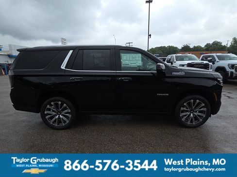 New 2026 Chevrolet Tahoe High Country AWD/4WD image 9