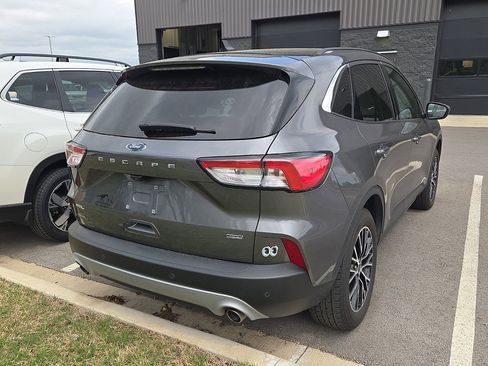 Used 2022 Ford Escape SEL FWD image 3