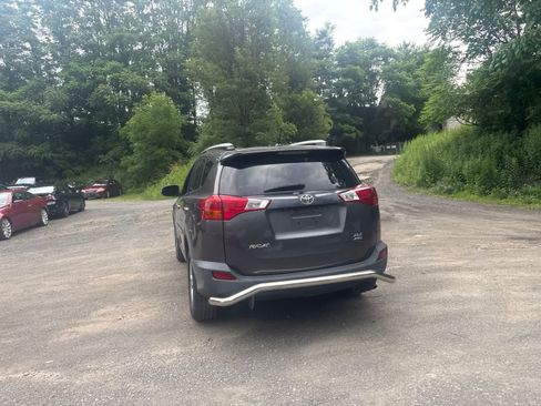 Used 2014 Toyota RAV4 XLE AWD/4WD image 9