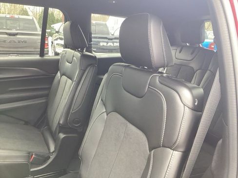 New 2025 Jeep Grand Cherokee L Altitude AWD/4WD image 22