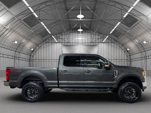 Used 2018 Ford F250 Lariat w/ Lariat Value Package AWD/4WD image 7