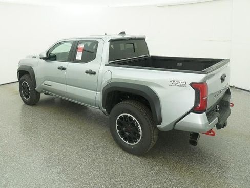 New 2025 Toyota Tacoma TRD Off-Road image 5