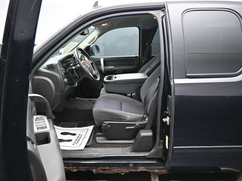 Used 2009 Chevrolet Silverado 1500 LT w/ Power Pack Plus AWD/4WD image 9